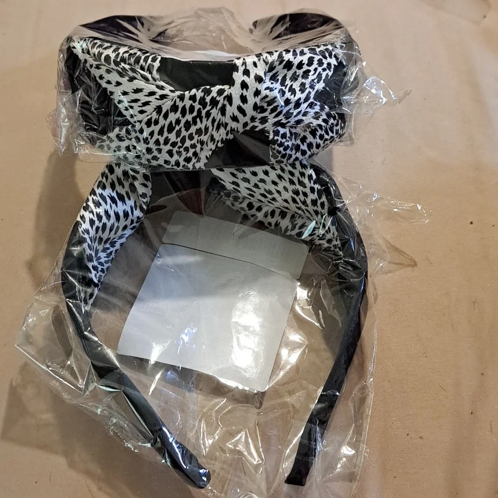 Headband Leopard Print Wide Stylish Knotted Fabric Hair Accessory